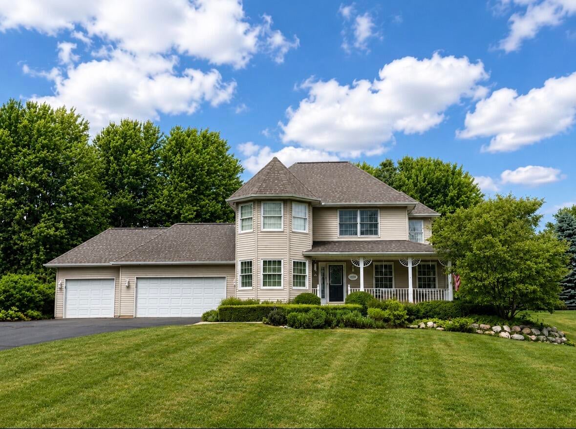 4224 West 4 Lakes Drive Linden, MI 48451 - Photo 2 of 27 Gallery Image 2