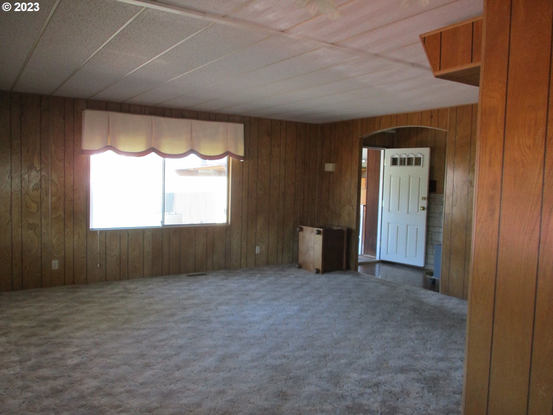 3387 Rainbow Loop Hubbard, OR 97032 - Photo 3 of 19 an empty room with windows