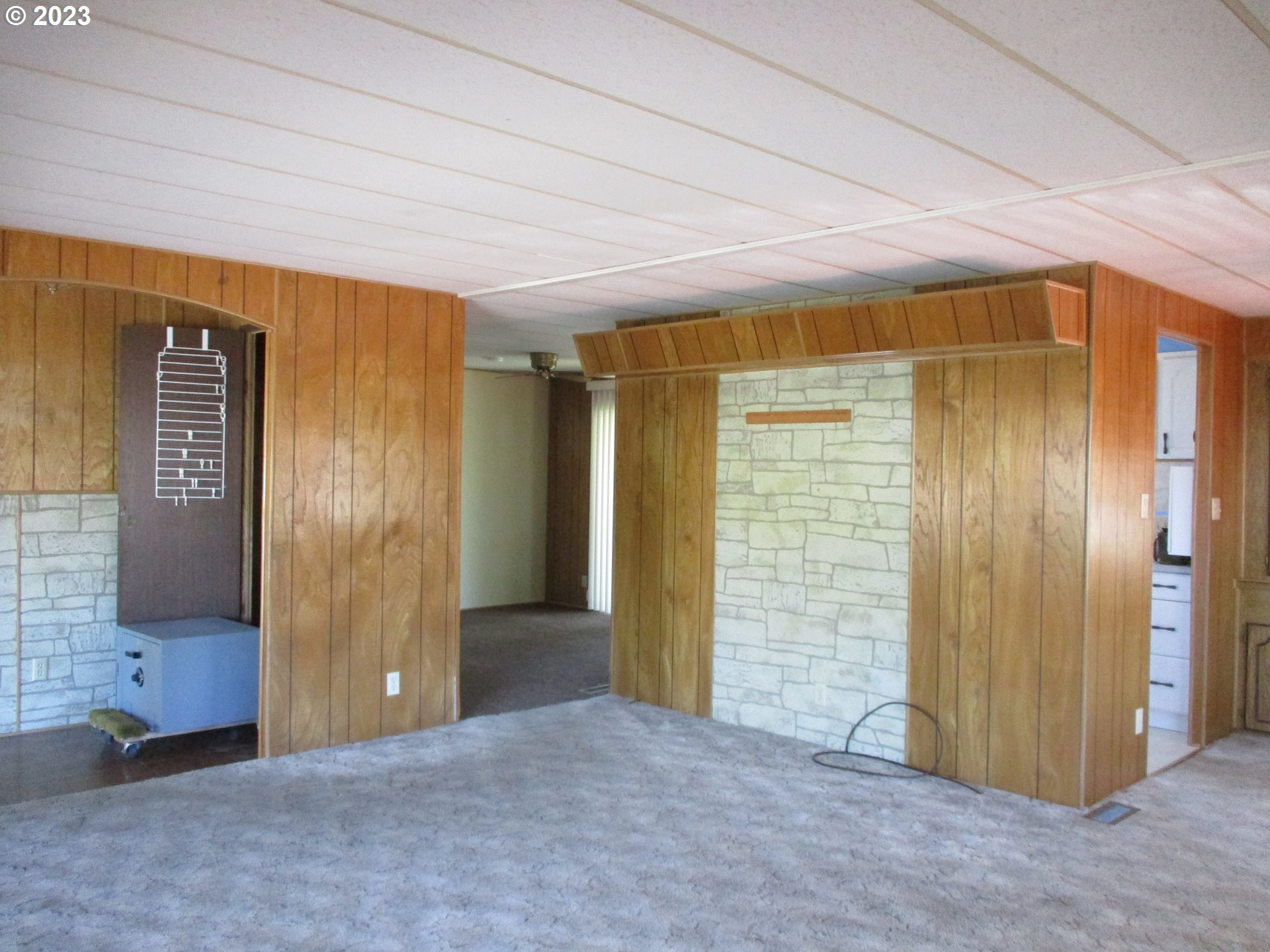 3387 Rainbow Loop Hubbard, OR 97032 - Photo 4 of 19 an empty room with windows