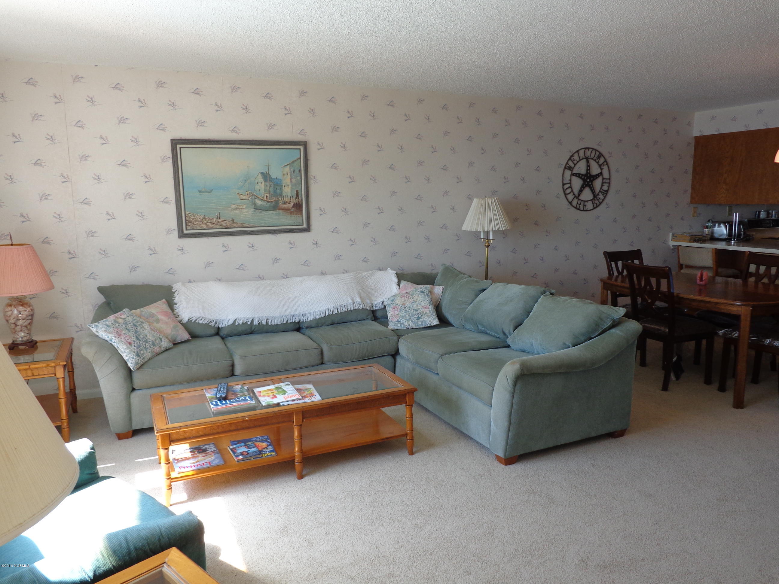 1505 Salter Path Road, Unit 526 Indian Beach, NC 28512 - Photo 11 of 21 Livingroom