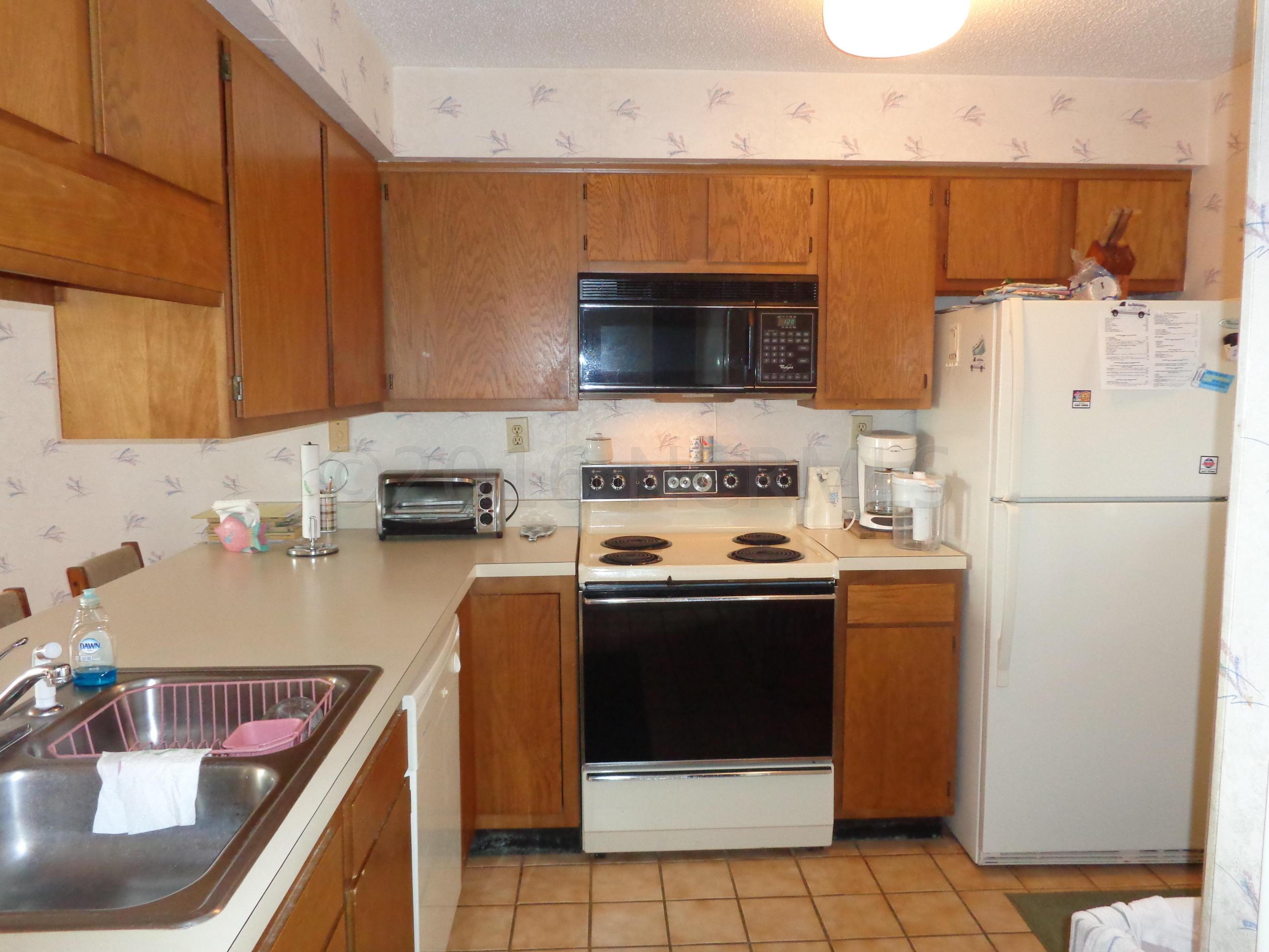 1505 Salter Path Road, Unit 526 Indian Beach, NC 28512 - Photo 5 of 21 Kitchen 1