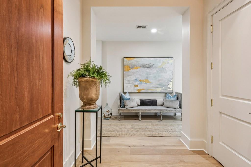 2500 Peachtree Road Northwest, Unit 405S Atlanta, GA 30305 - Photo 2 of 52