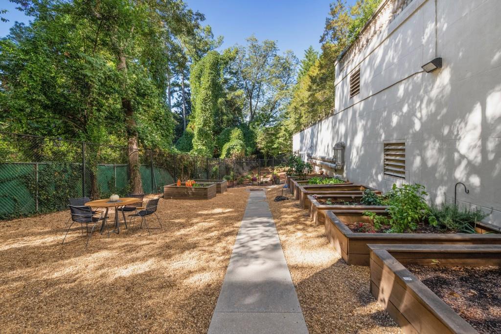 2500 Peachtree Road Northwest, Unit 405S Atlanta, GA 30305 - Photo 44 of 52