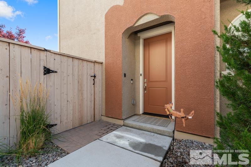 1900 Dark Horse Road, Unit B Reno, NV 89521 - Photo 33 of 34 a view of a house with a backyard