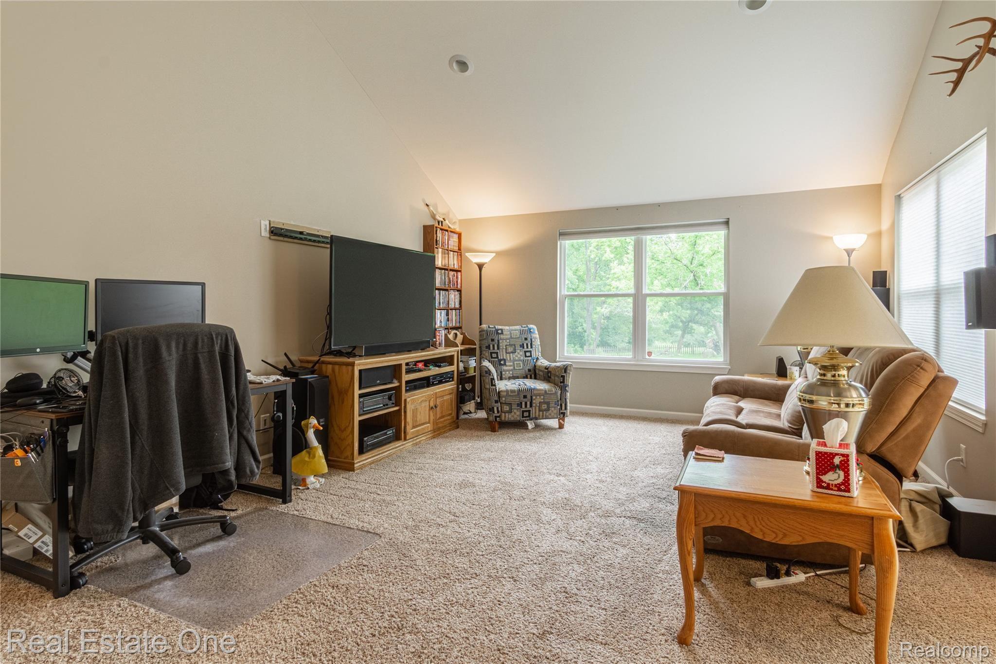 966 South Duck Lake Road Milford, MI 48381 - Photo 15 of 36 Interiors (2 of 29).jpg