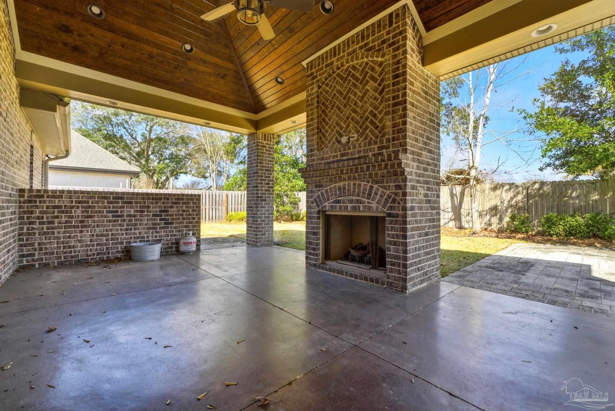 2018 Rambling Oaks Drive Cantonment, FL 32533 - Photo 46 of 63