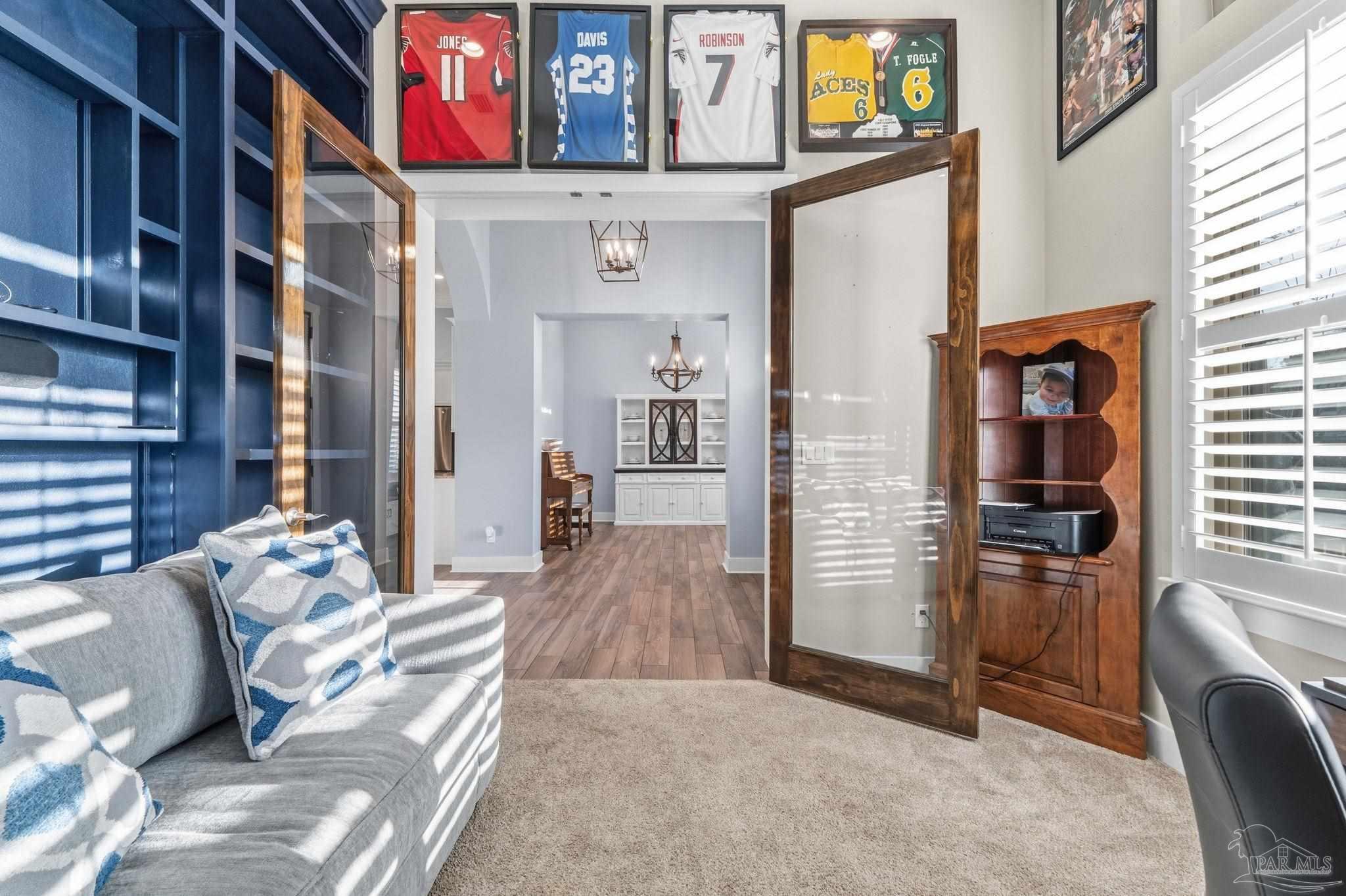 2018 Rambling Oaks Drive Cantonment, FL 32533 - Photo 10 of 64