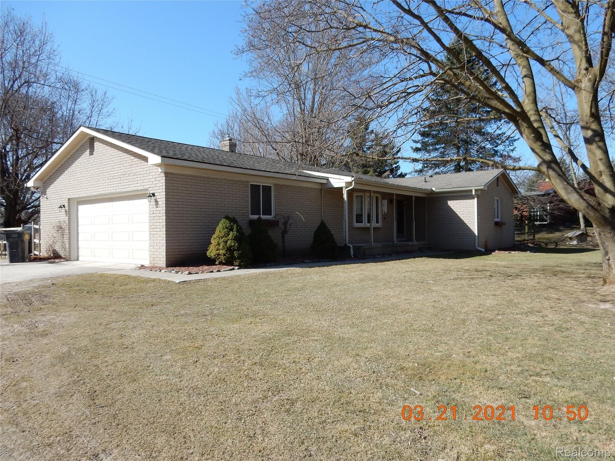 3789 West Schafer Road Pinckney, MI 48169 - Photo 1 of 47 DSCN2970.JPG
