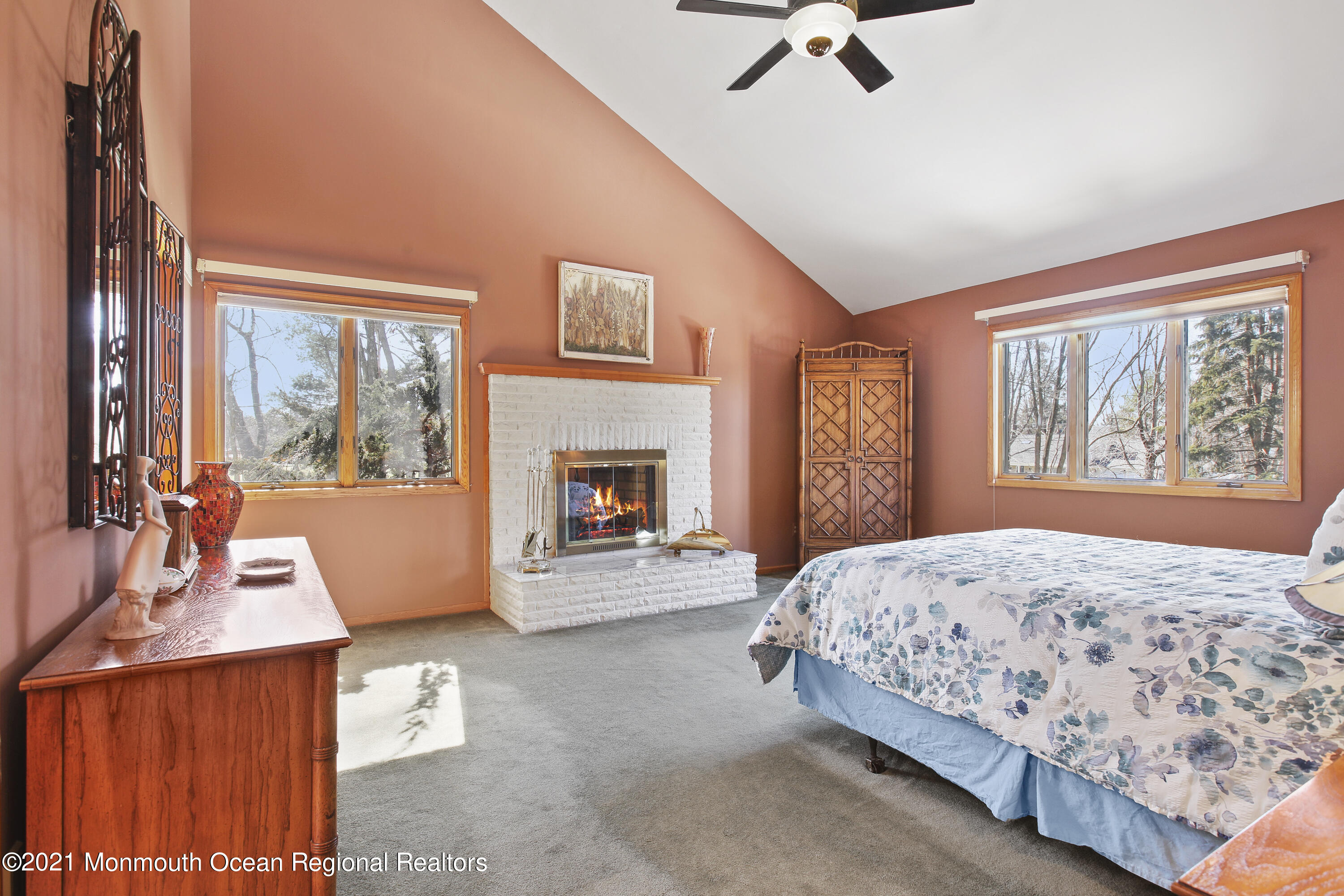 542 Line Road Holmdel, NJ 07733 - Photo 21 of 36 5W5A6431