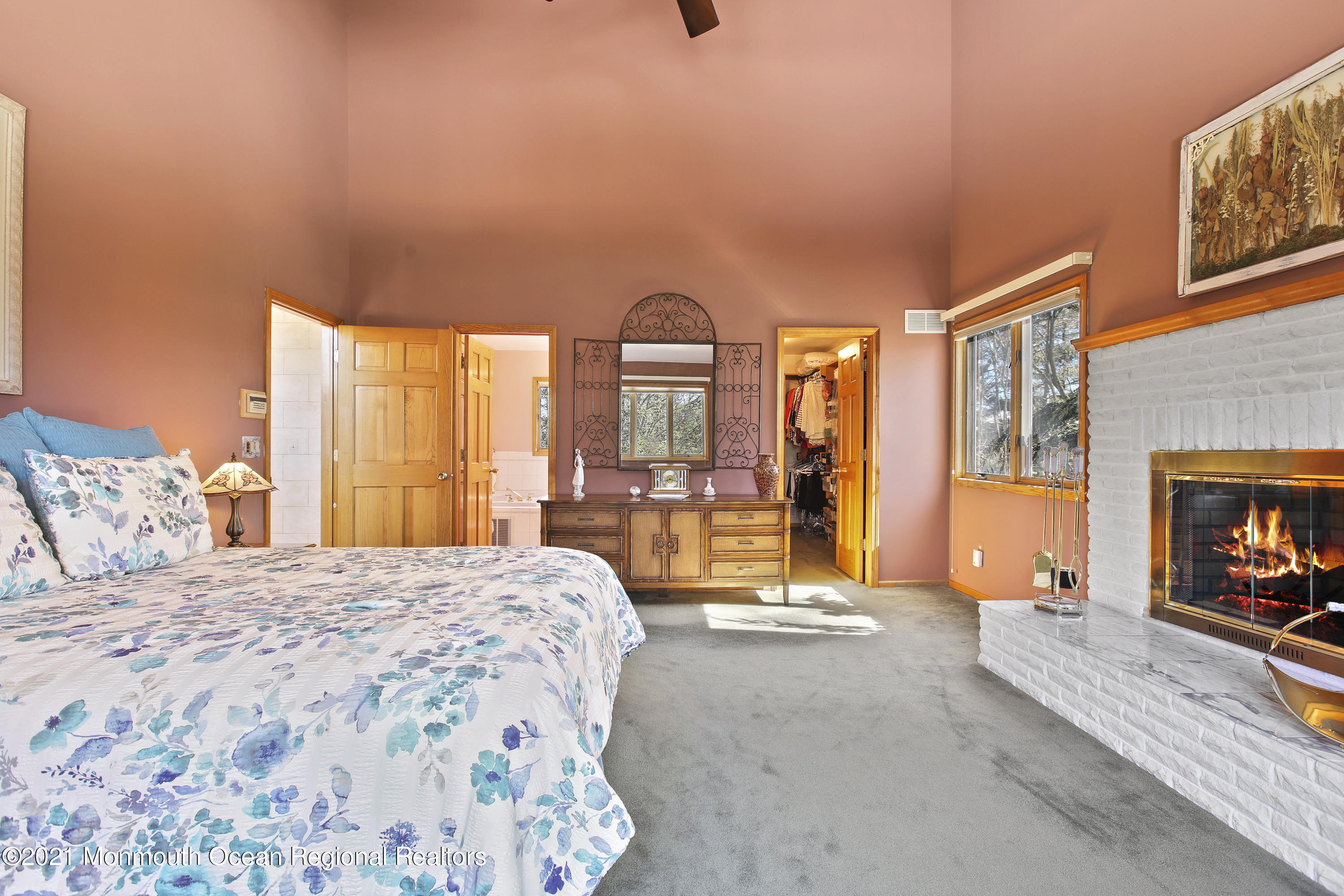 542 Line Road Holmdel, NJ 07733 - Photo 22 of 36 5W5A6441