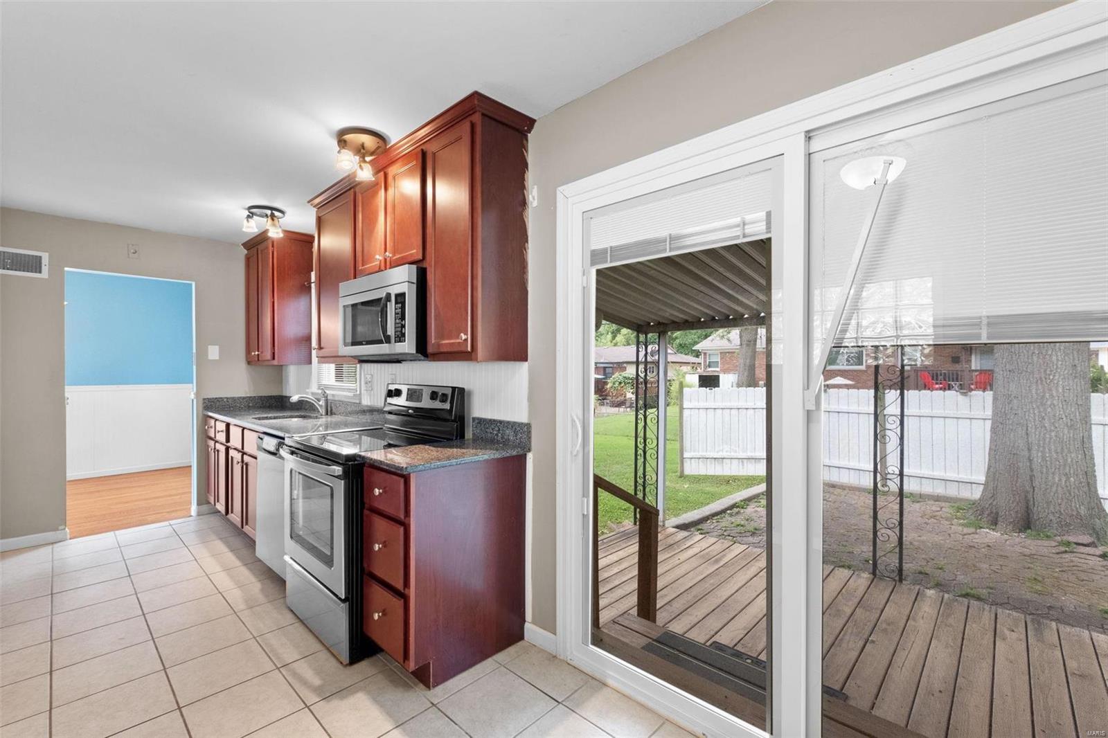 9305 Forman Road St. Louis, MO 63123 - Photo 11 of 30 Gallery Image 11