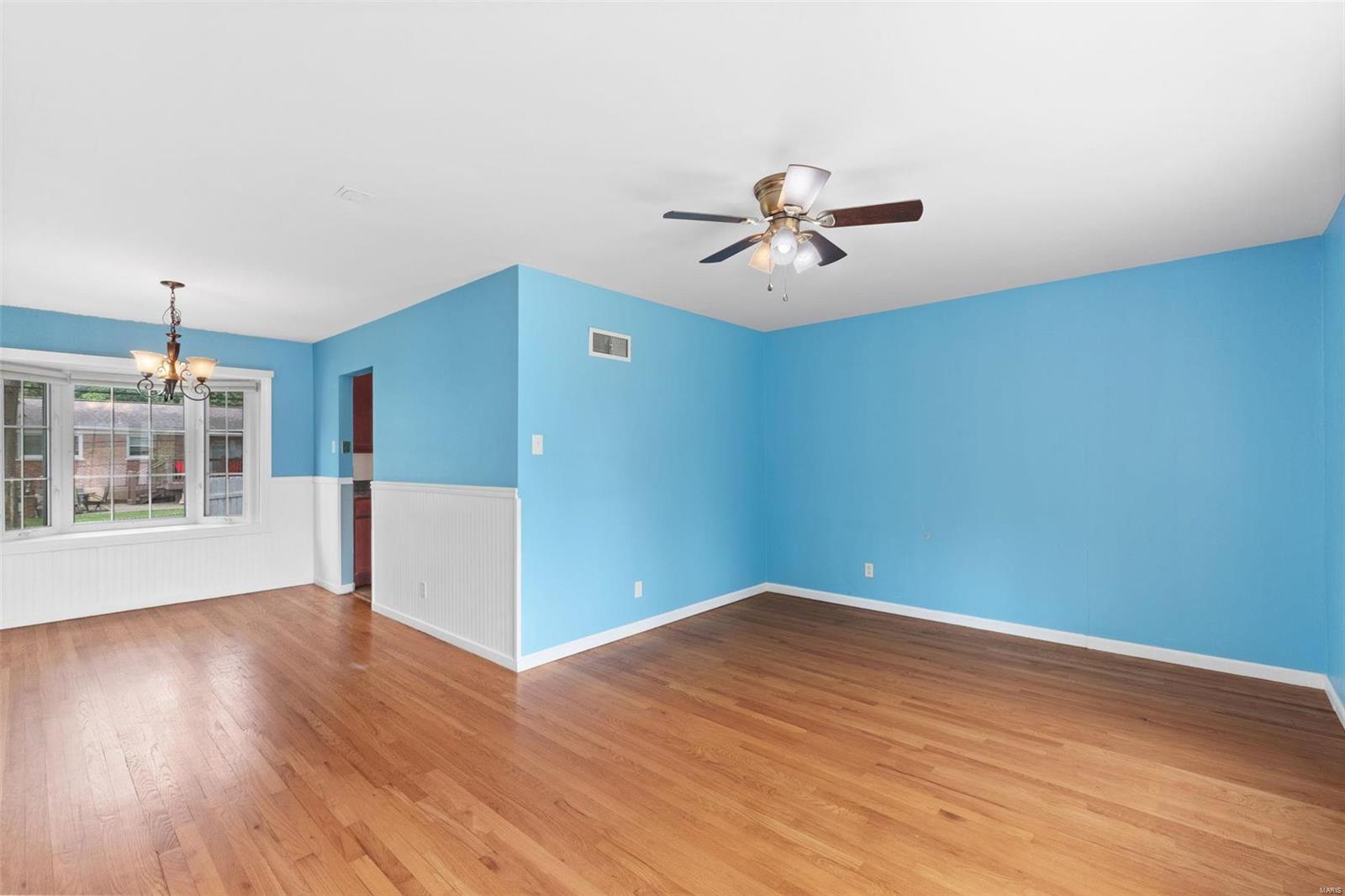 9305 Forman Road St. Louis, MO 63123 - Photo 6 of 30 Gallery Image 6