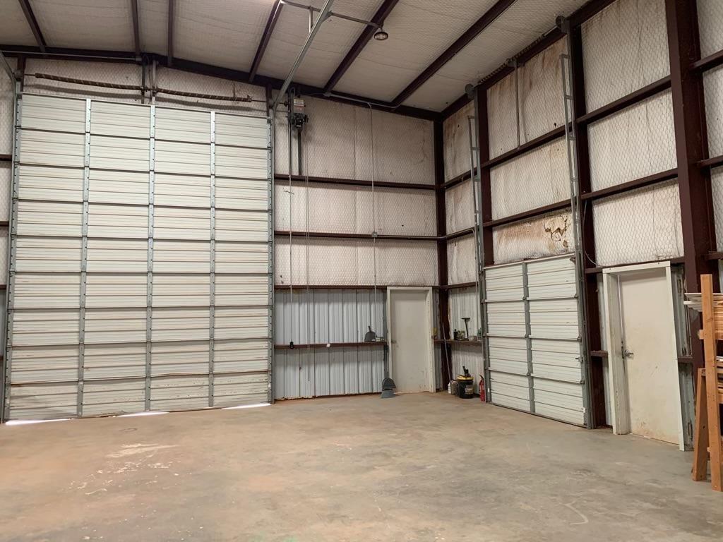1114 County Road 260 Plains, TX 79355 - Photo 16 of 20 a view of small space