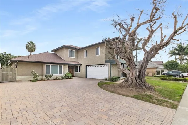 $1,399,000 | 2909 South Rita Way, Santa Ana, CA 92704