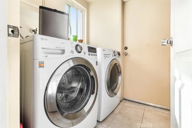 $1,399,000 | 2909 South Rita Way, Santa Ana, CA 92704