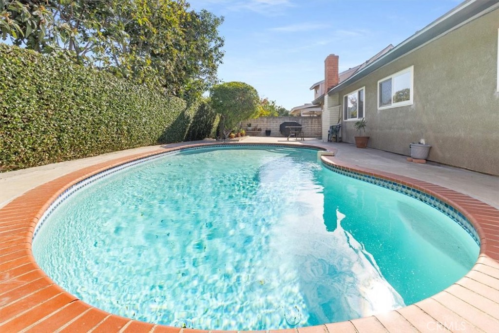 2909 South Rita Way Santa Ana, CA 92704 - Photo 38 of 47