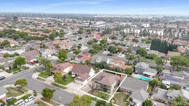 $1,399,000 | 2909 South Rita Way, Santa Ana, CA 92704