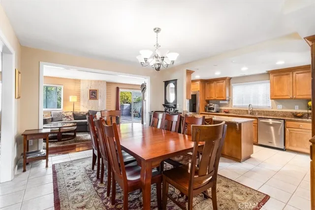 $1,399,000 | 2909 South Rita Way, Santa Ana, CA 92704