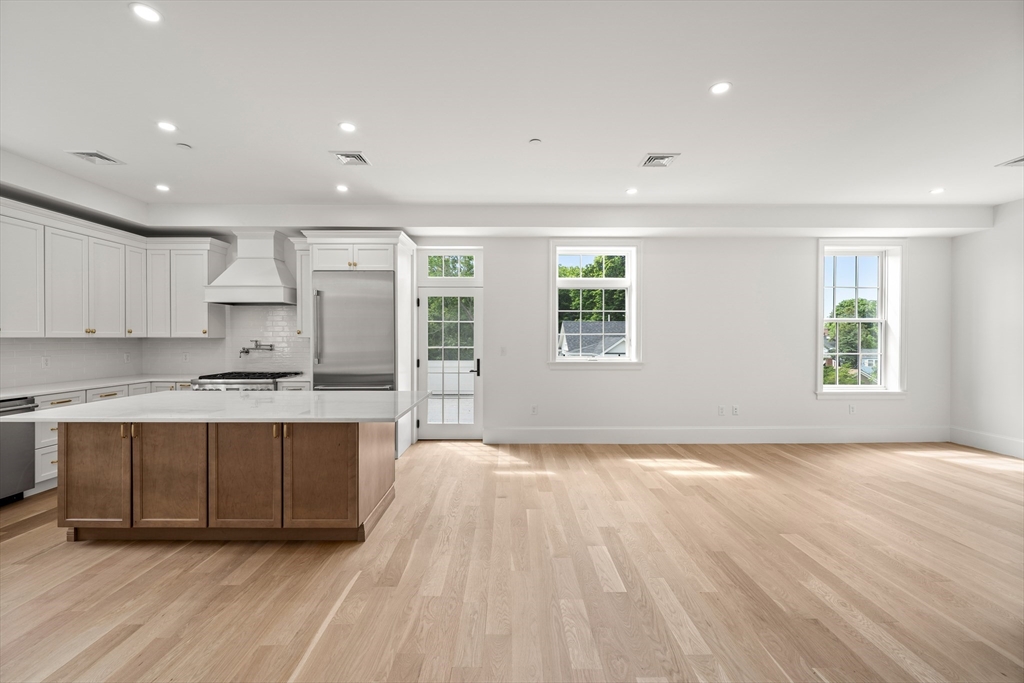 64 Pleasant Street, Unit B Marblehead, MA 01945 - Photo 2 of 37