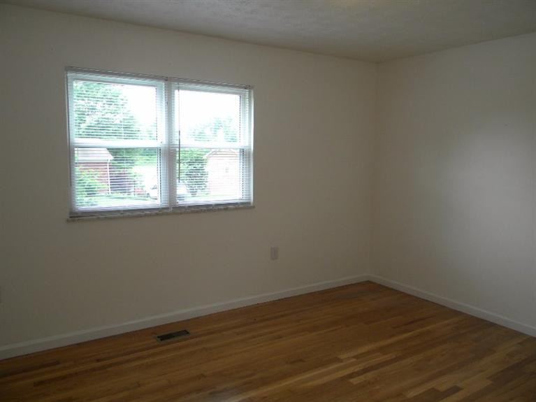 113 Wells Road Richmond, KY 40475 - Photo 17 of 28 Photo 17