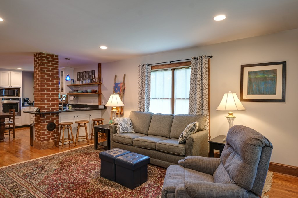 24 Fox Street Murphy, NC 28906 - Photo 3 of 50 Gallery Image 3