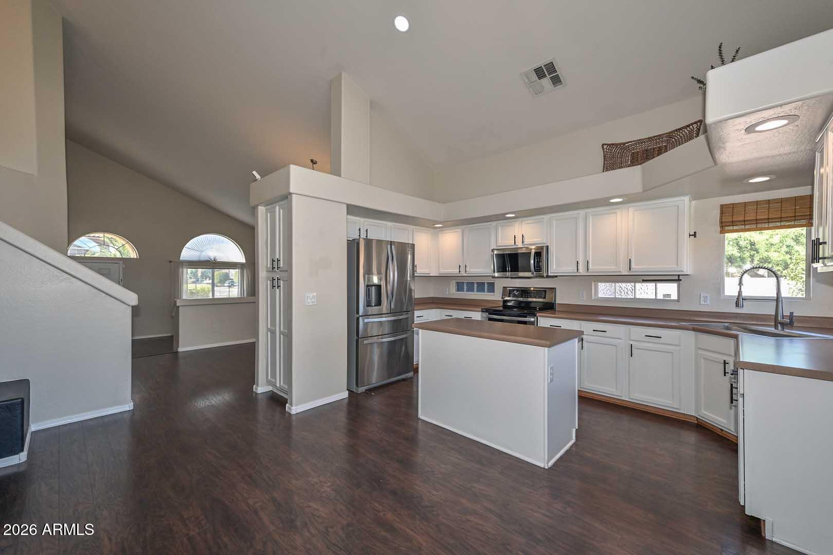 15872 West Calavar Road Surprise, AZ 85379 - Photo 13 of 57 Kitchen