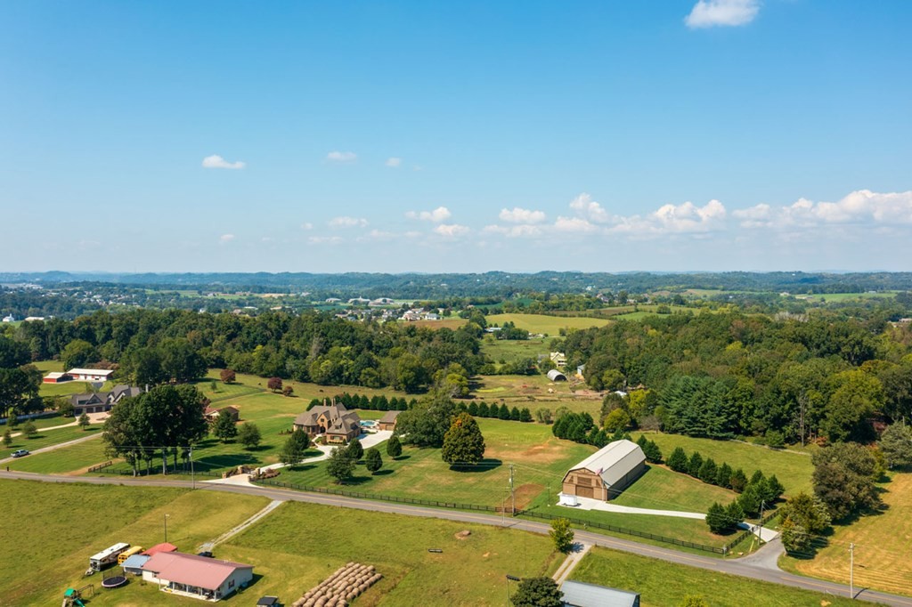 2175 Maples Branch Road Sevierville, TN 37876 - Photo 37 of 40 Gallery Image 37