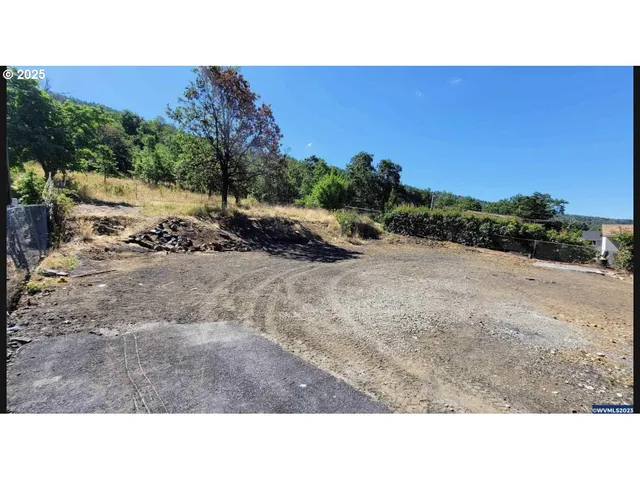 $100,000 | 972 Arburnia Street, Myrtle Creek, OR 97457