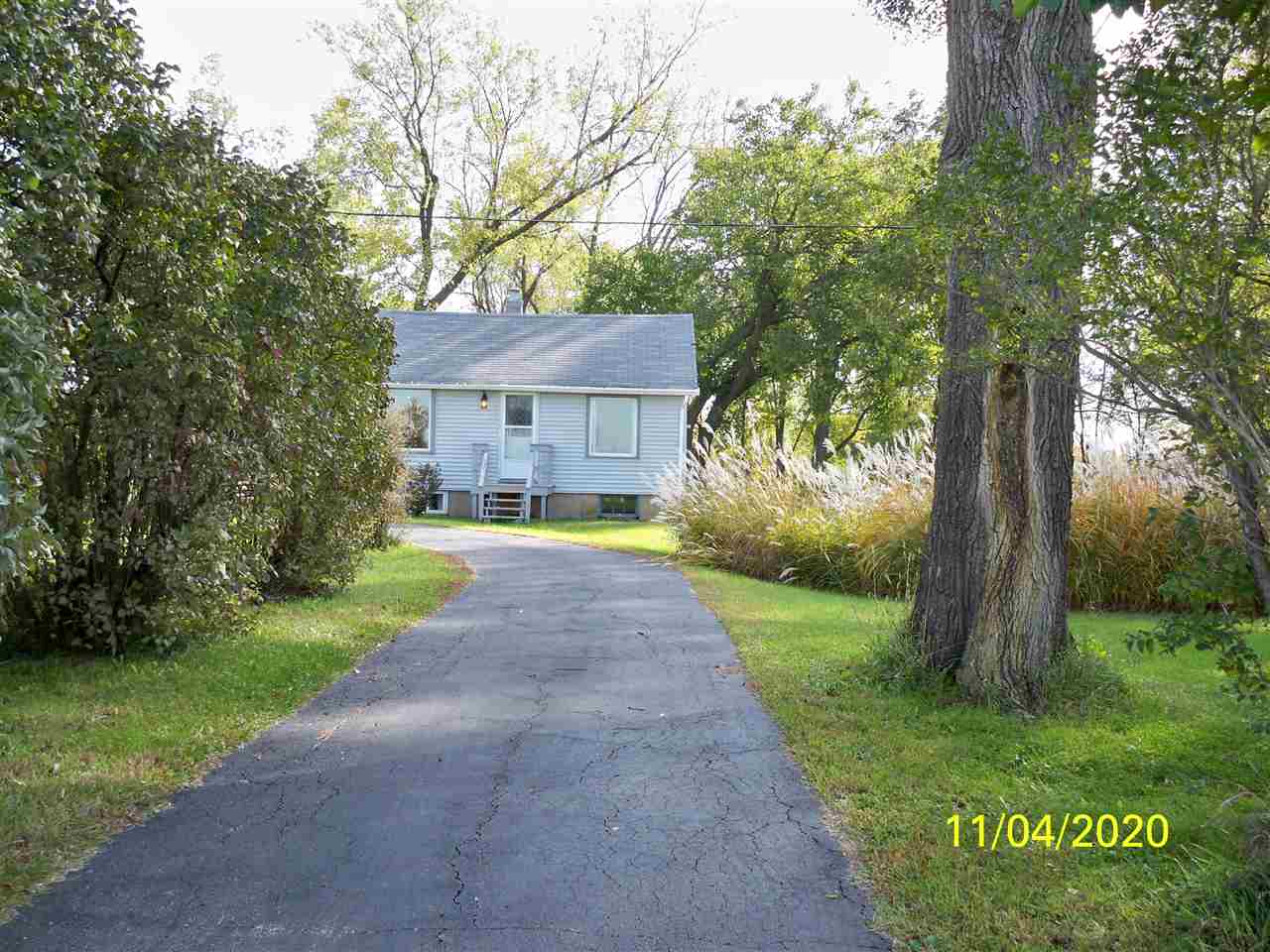 9897 Old River Road Roscoe, IL 61073 - Photo 2 of 15 Gallery Image 2