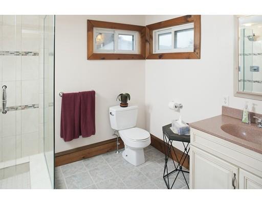 22 Edgewater Road Hull, MA 02045 - Photo 12 of 15 Gallery Image 12