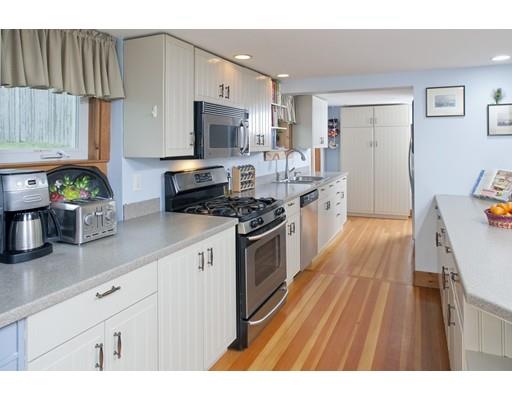 22 Edgewater Road Hull, MA 02045 - Photo 5 of 15 Gallery Image 5