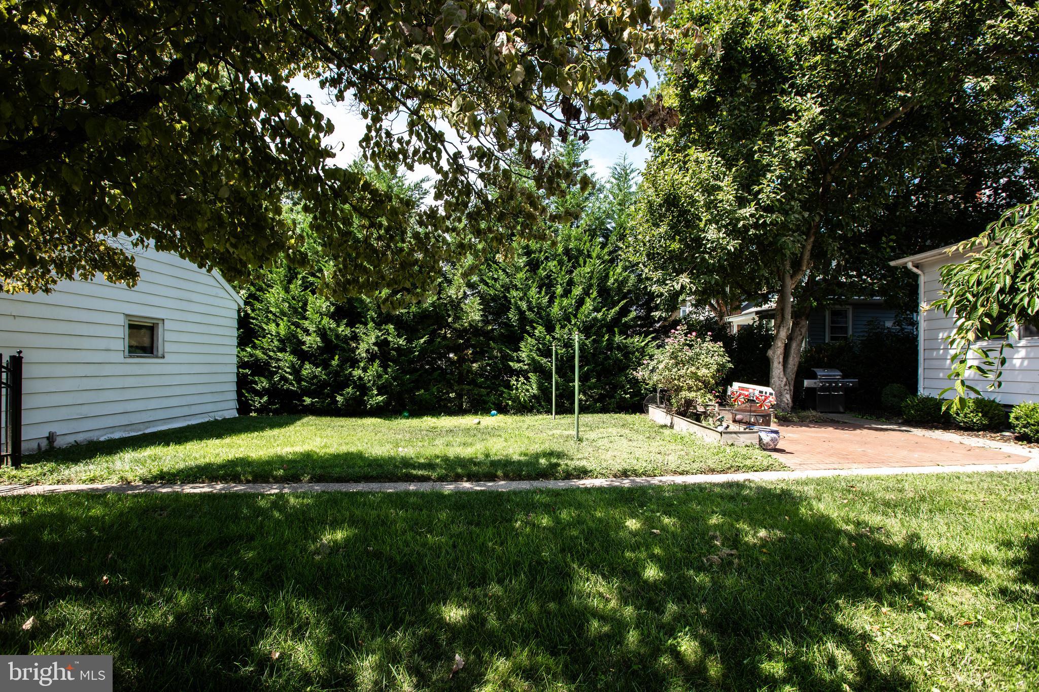 3019 Nottingham Way Hamilton, NJ 08619 - Photo 32 of 35