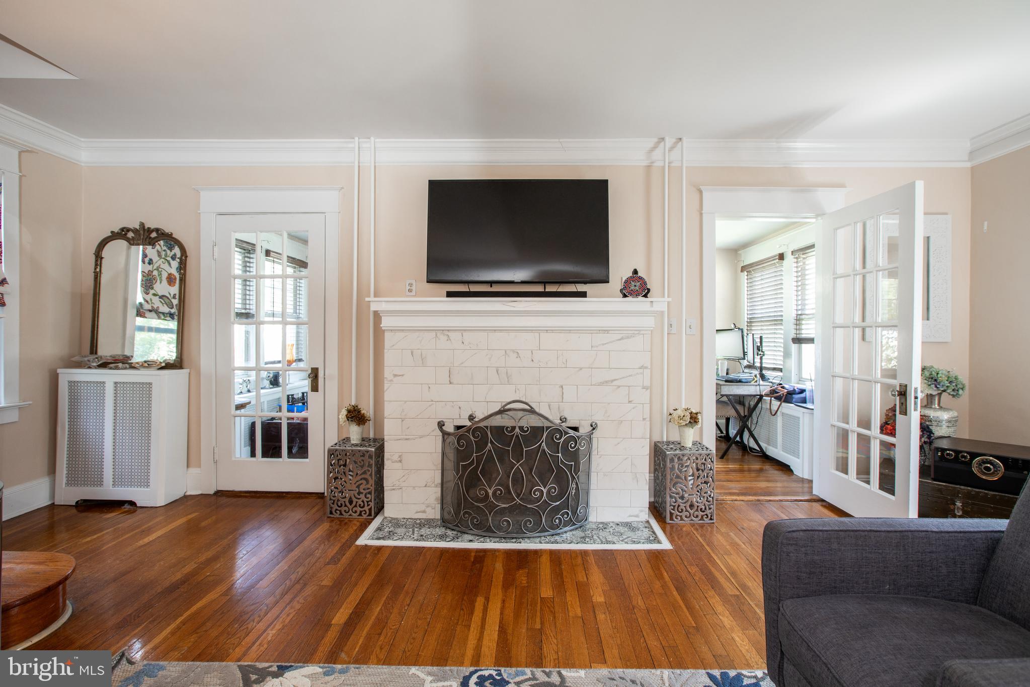 3019 Nottingham Way Hamilton, NJ 08619 - Photo 8 of 35