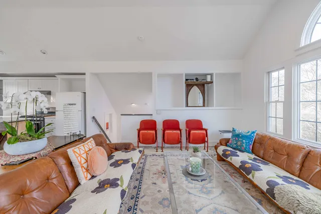 $2,490,000 | 20 Lyons Lane, Nantucket, MA 02554