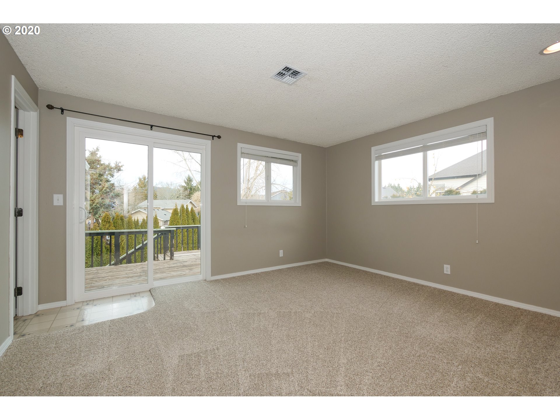503 71st Street Springfield, OR 97478 - Photo 16 of 32