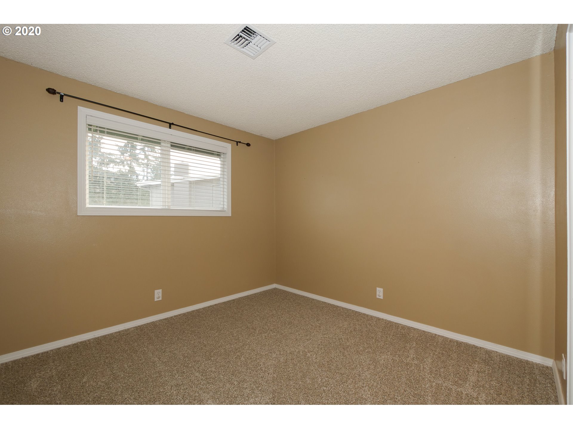 503 71st Street Springfield, OR 97478 - Photo 19 of 32