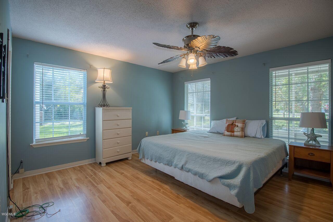 22286 Abbey Road Pass Christian, MS 39571 - Photo 12 of 22 blue room