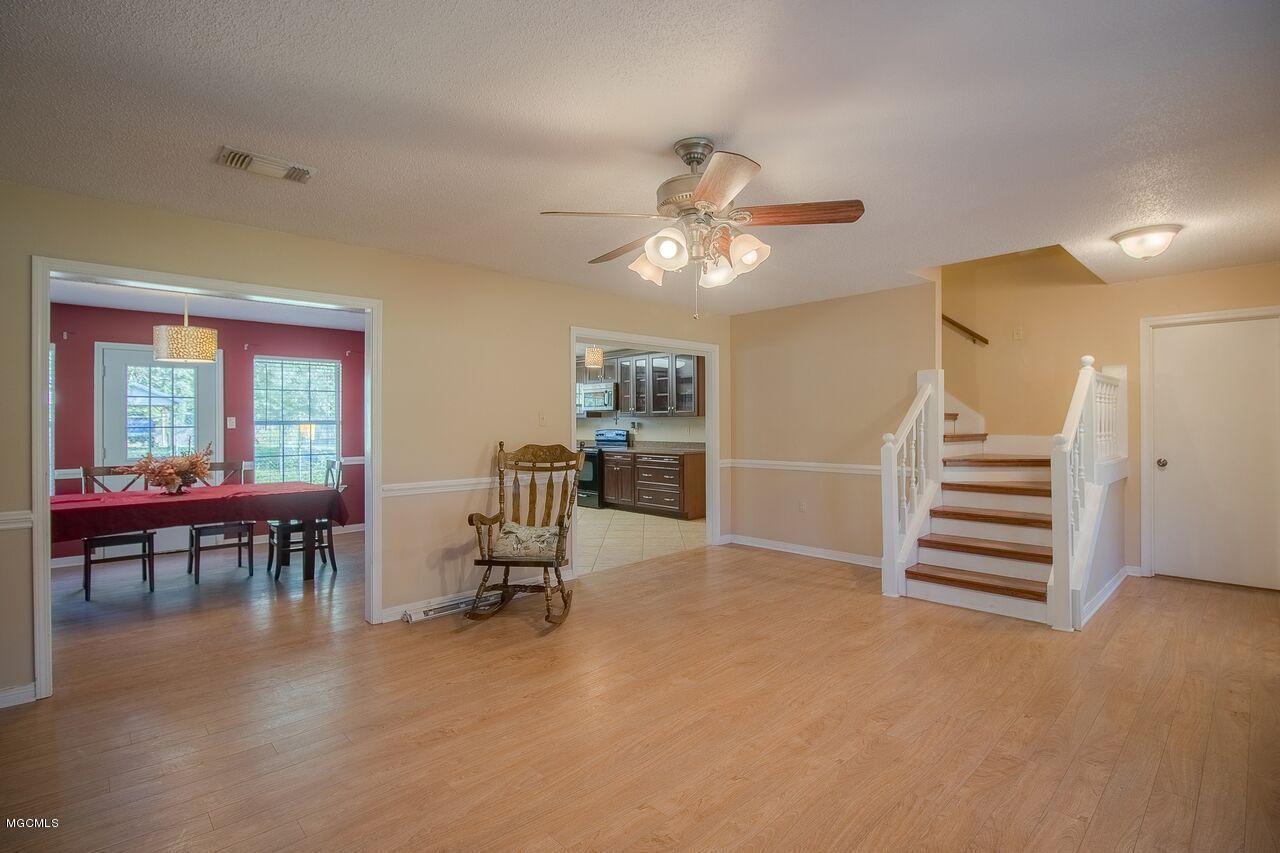 22286 Abbey Road Pass Christian, MS 39571 - Photo 8 of 22 liv room nt