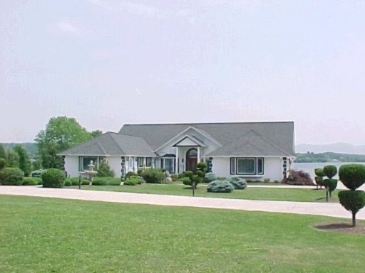 1801 Doc Terry Road Dandridge, TN 37725 - Photo 1 of 1 Primary Photo