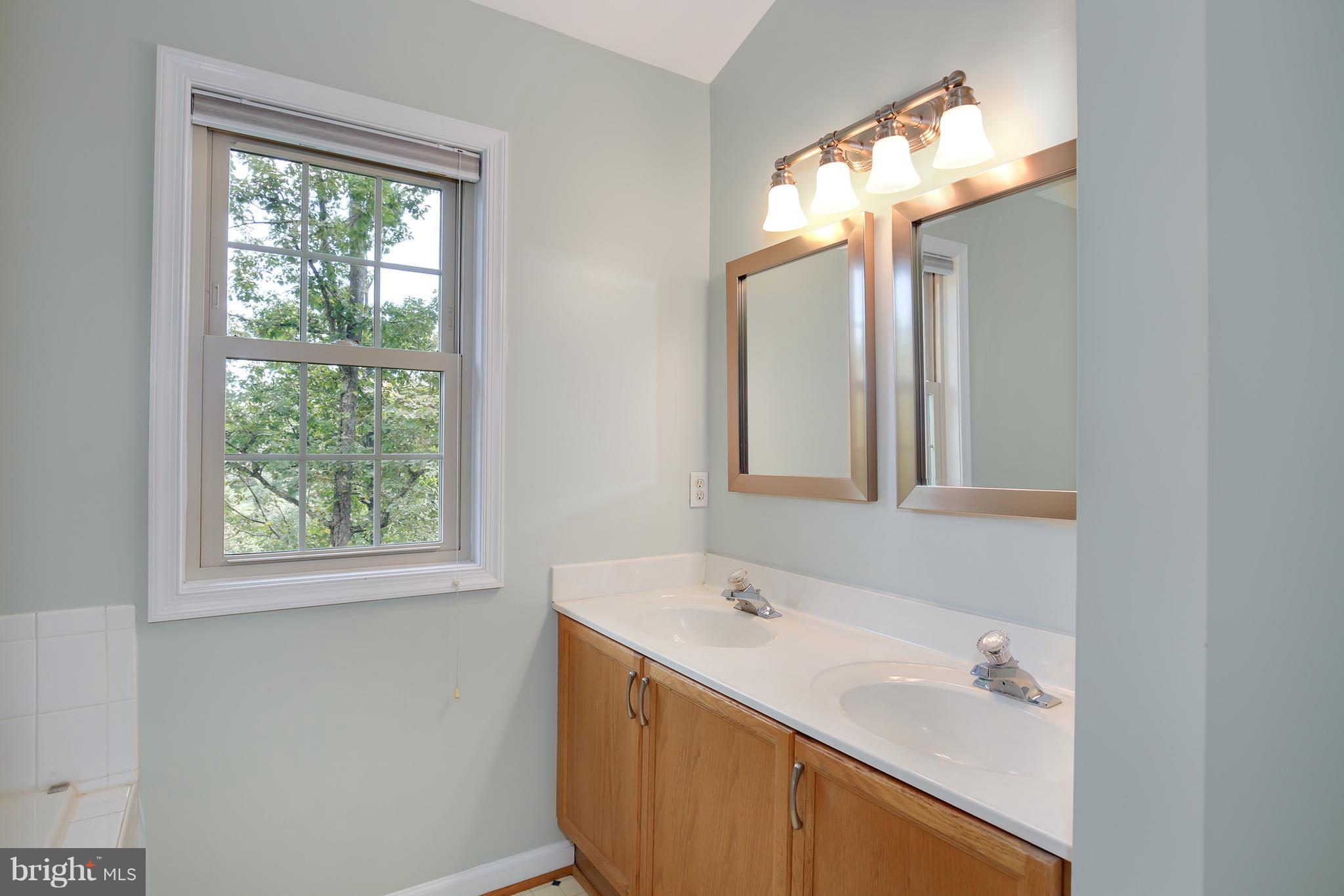 6793 Balmoral Ridge New Market, MD 21774 - Photo 22 of 30 Bath