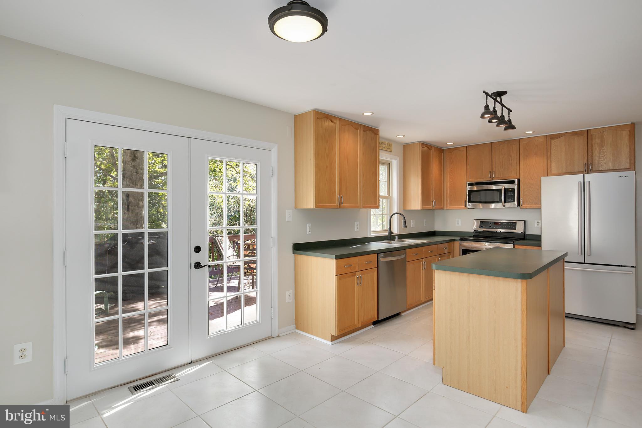6793 Balmoral Ridge New Market, MD 21774 - Photo 7 of 30 Kitchen