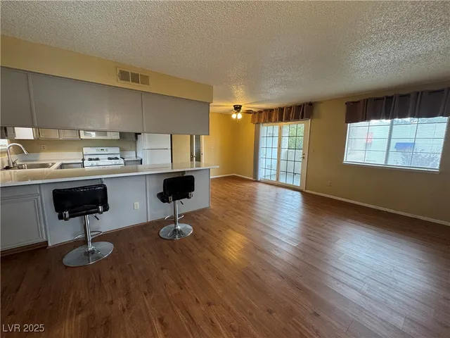 $1,450 | 101 Luna Way, Unit 237, Las Vegas, NV 89145