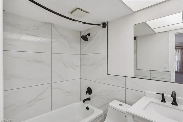 $199,500 | 499 Forest Lakes Boulevard, Unit 305, Naples, FL 34105