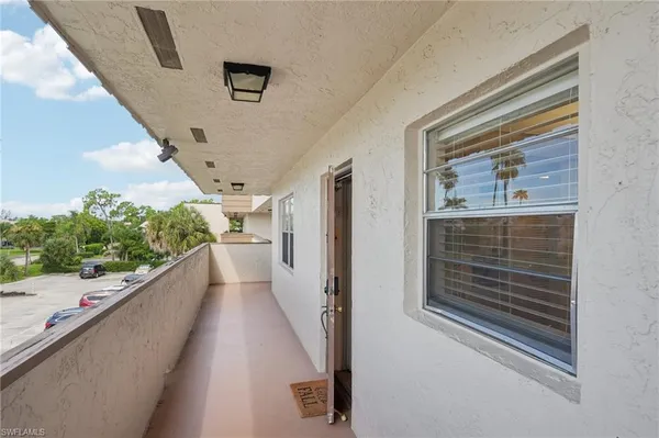 $199,500 | 499 Forest Lakes Boulevard, Unit 305, Naples, FL 34105
