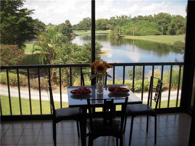 8425 Casa Del Lago, Unit 21J Boca Raton, FL 33433 - Photo 3 of 20 Additional Photo