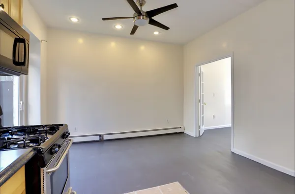 $2,125 | 314 Paterson Plank Road, Unit 1B, Union City, NJ 07087