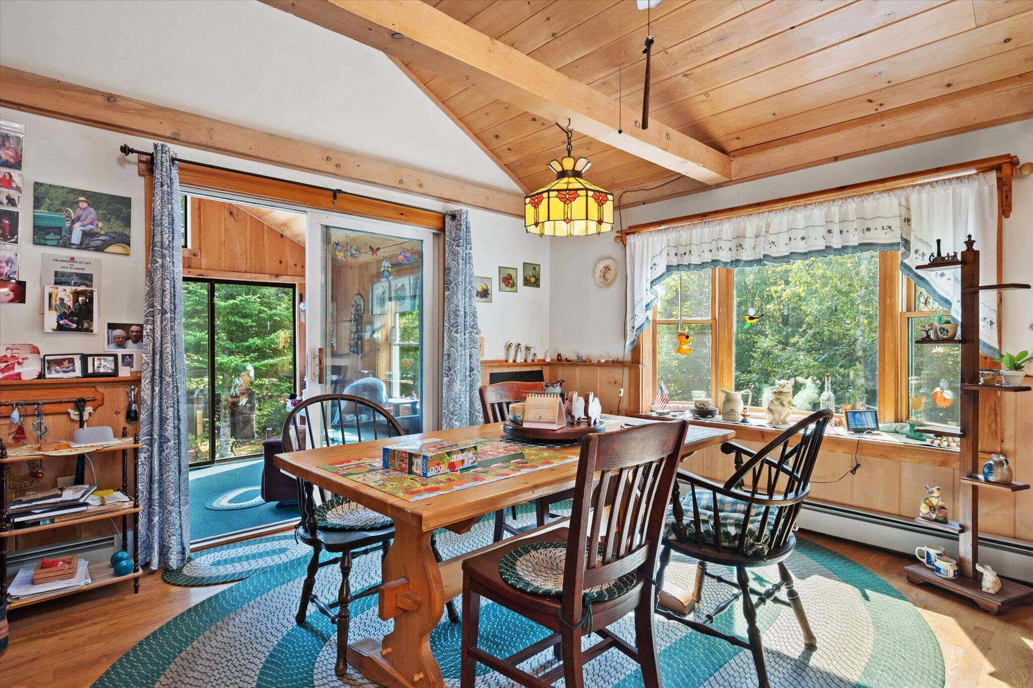 509 Hamm Road Frankfort, ME 04438 - Photo 18 of 61 16-Dining