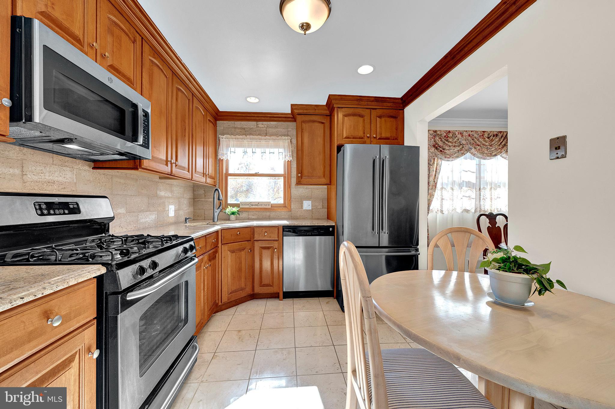 13 Maple Avenue Hightstown, NJ 08520 - Photo 9 of 21