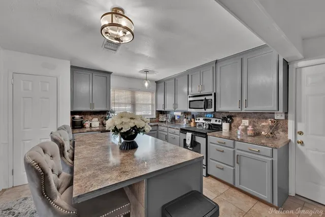 $299,000 | 6128 Bradford Drive, Shreveport, LA 71119