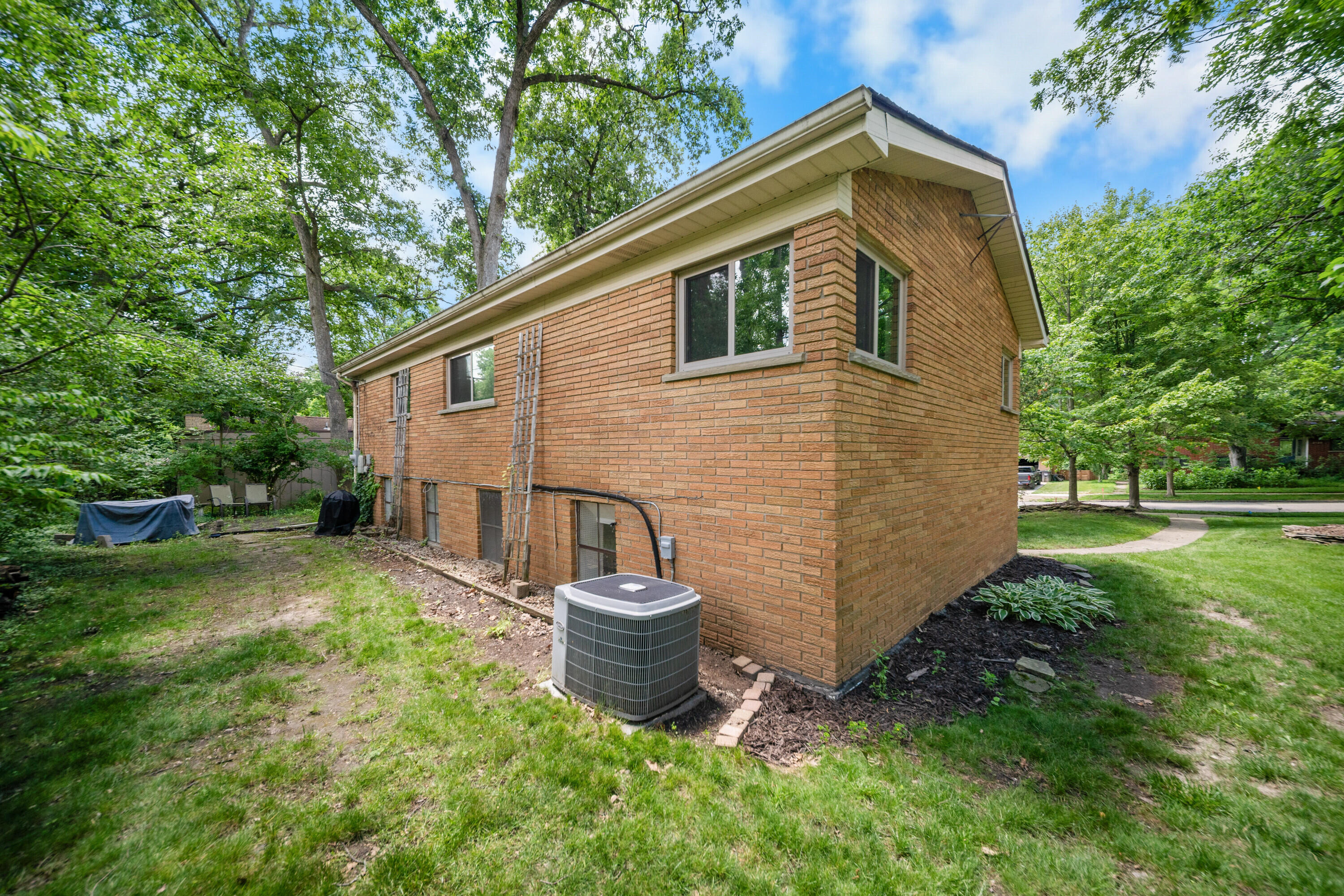 2125 Needham Road Ann Arbor, MI 48104 - Photo 46 of 48 003_38